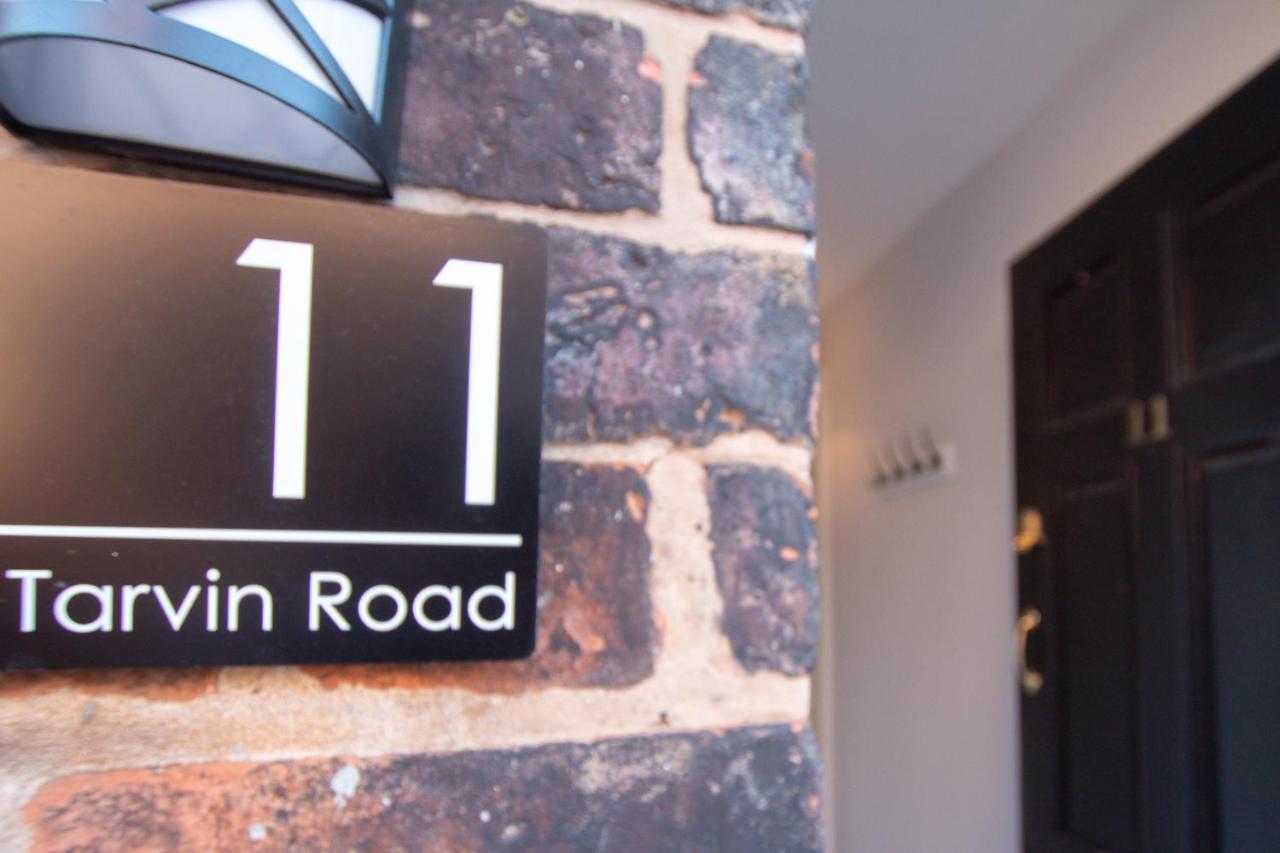 Lord Street - 2 Beautiful Apartments - Sleep Up To 14 Guests - By Rework Accommodation Chester Eksteriør billede