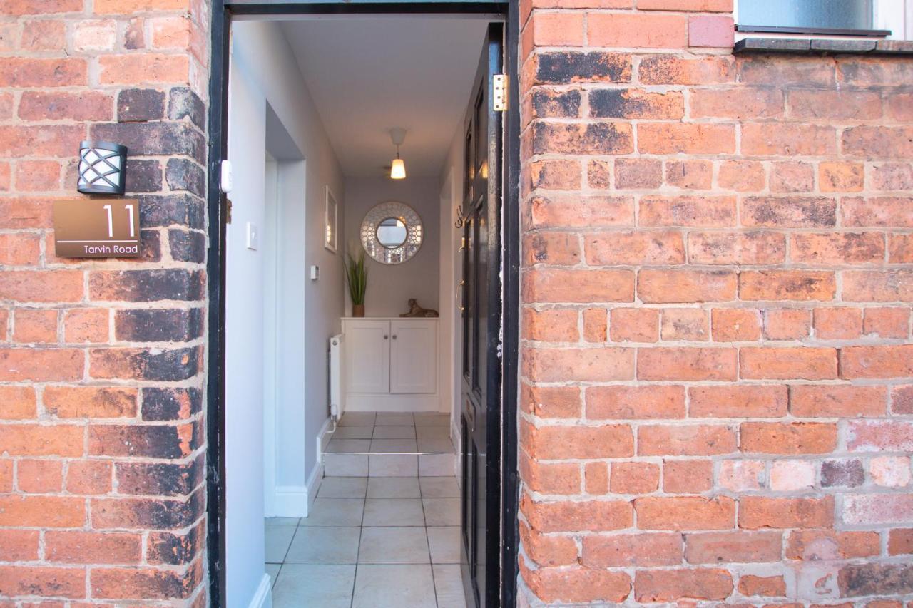Lord Street - 2 Beautiful Apartments - Sleep Up To 14 Guests - By Rework Accommodation Chester Eksteriør billede
